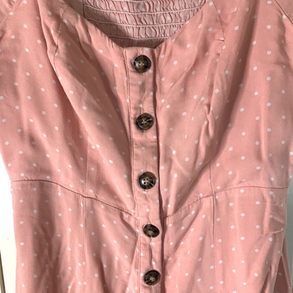 Gibson Button front dress , pink w/white polka dots, shirred elastic back bodice - Picture 4 of 7